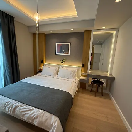 Ruka Hotel *